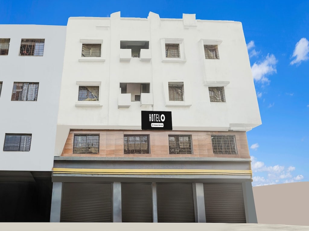 Hotel O Rajendra Nagar Hingna Road