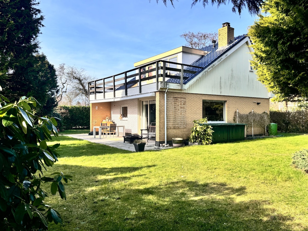 Bungalow nabij strand en duinen op Texel