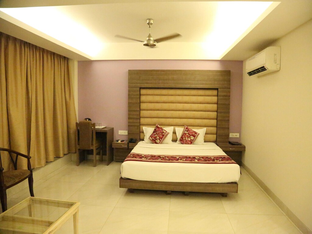 Elegante Suite bij Habibganj Station