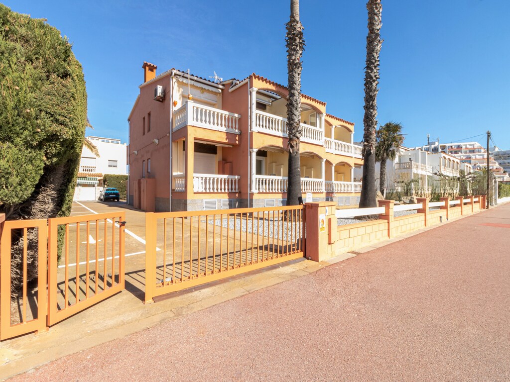 Wohnung in Empuriabrava am Sandstrand