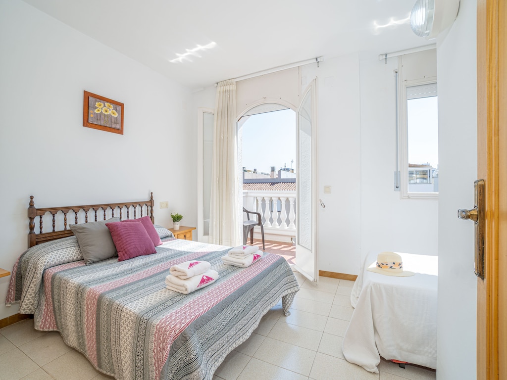 Appartement in Empuriabrava bij Strand