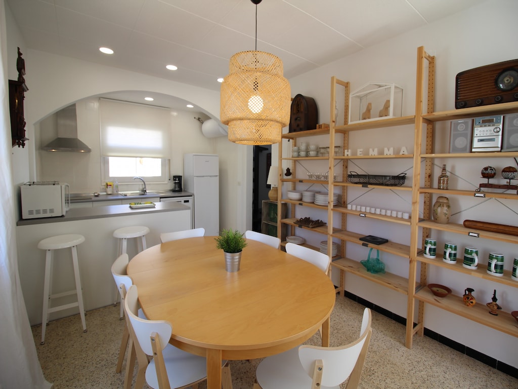 Villa in Empuriabrava bij zandstrand