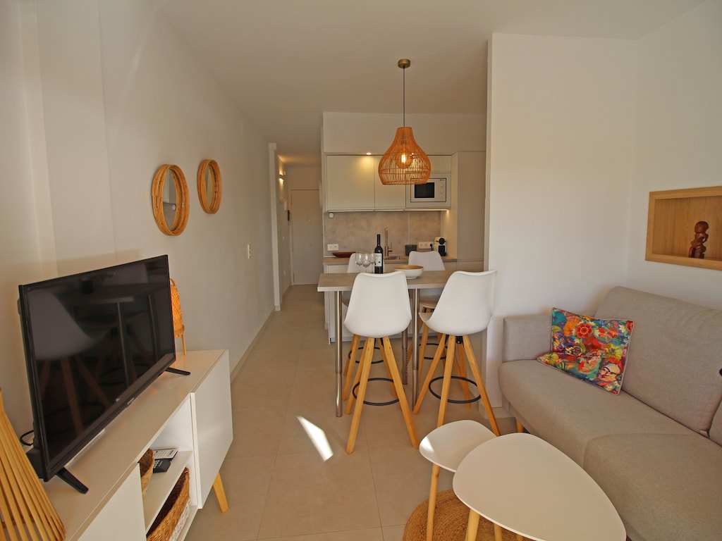 Modern appartement met uitzicht op de rivier