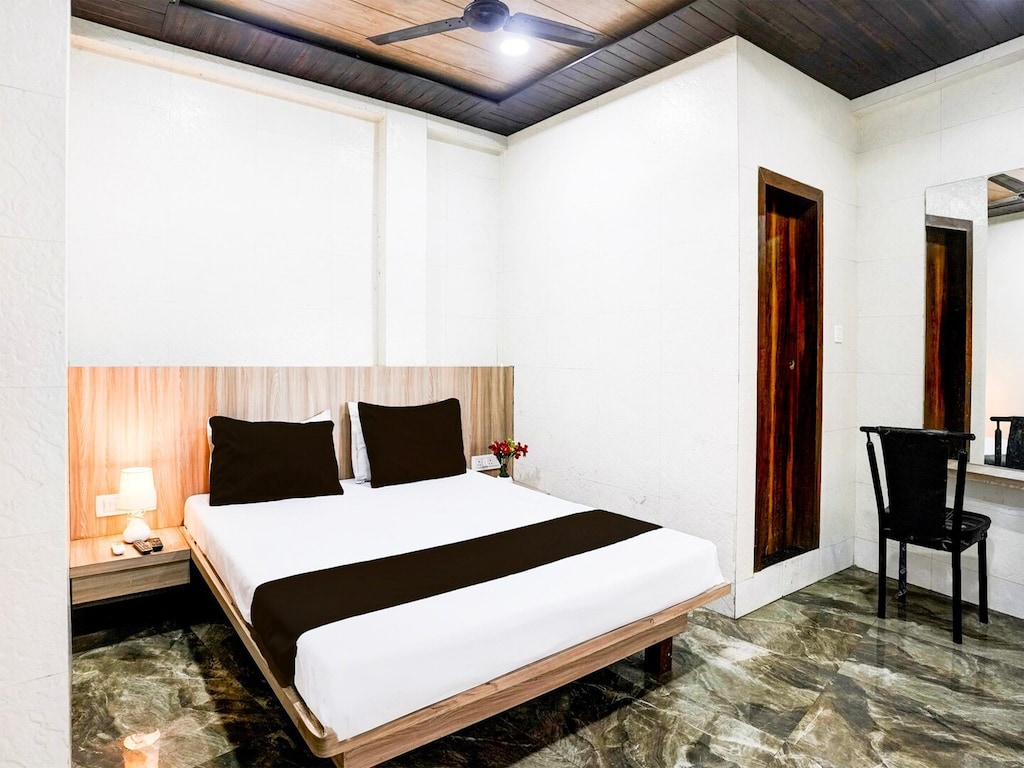 Hotel O Dombivali, voorheen PK Lodging