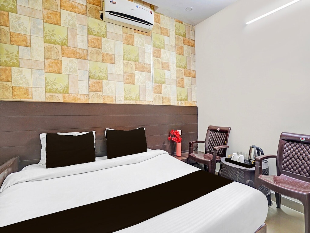 Collectie O Prabhat Nagar Bareilly