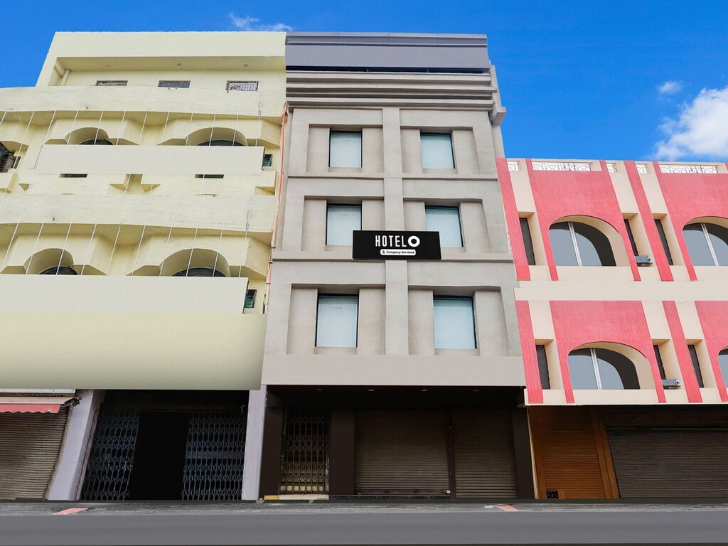 Super Hotel O Vivekanand Marg