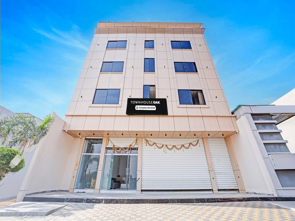 Townhouse Oak Aurobindo Krankenhaus