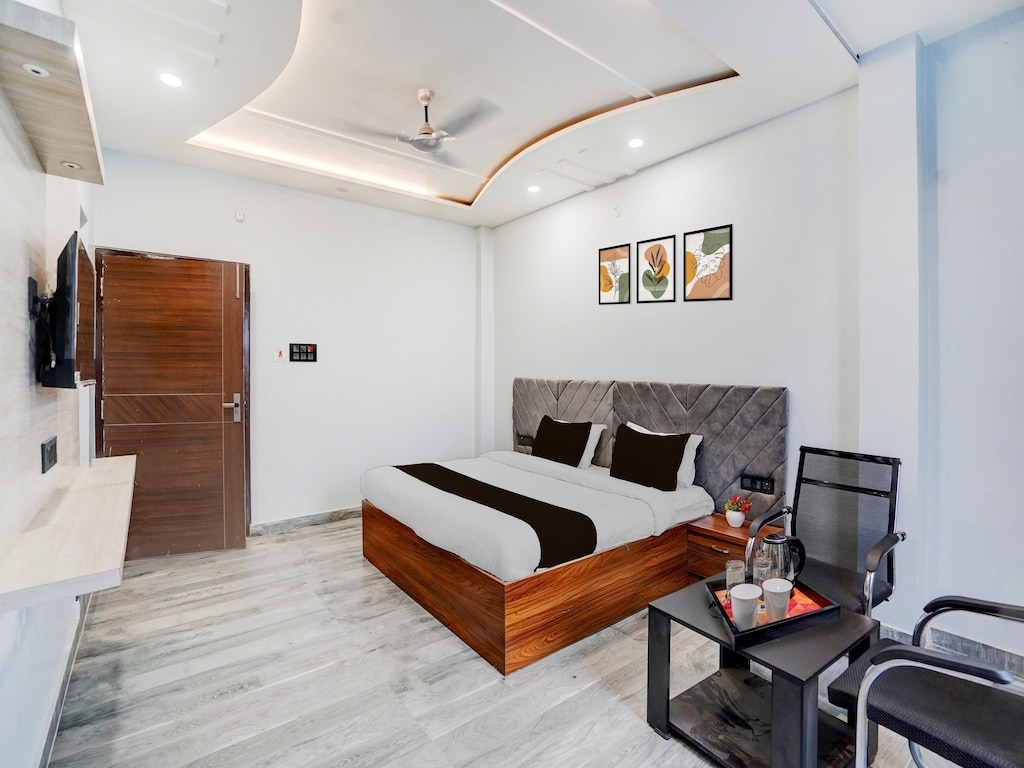 Hotel O Tisaura, ehemals Alankar Lawn