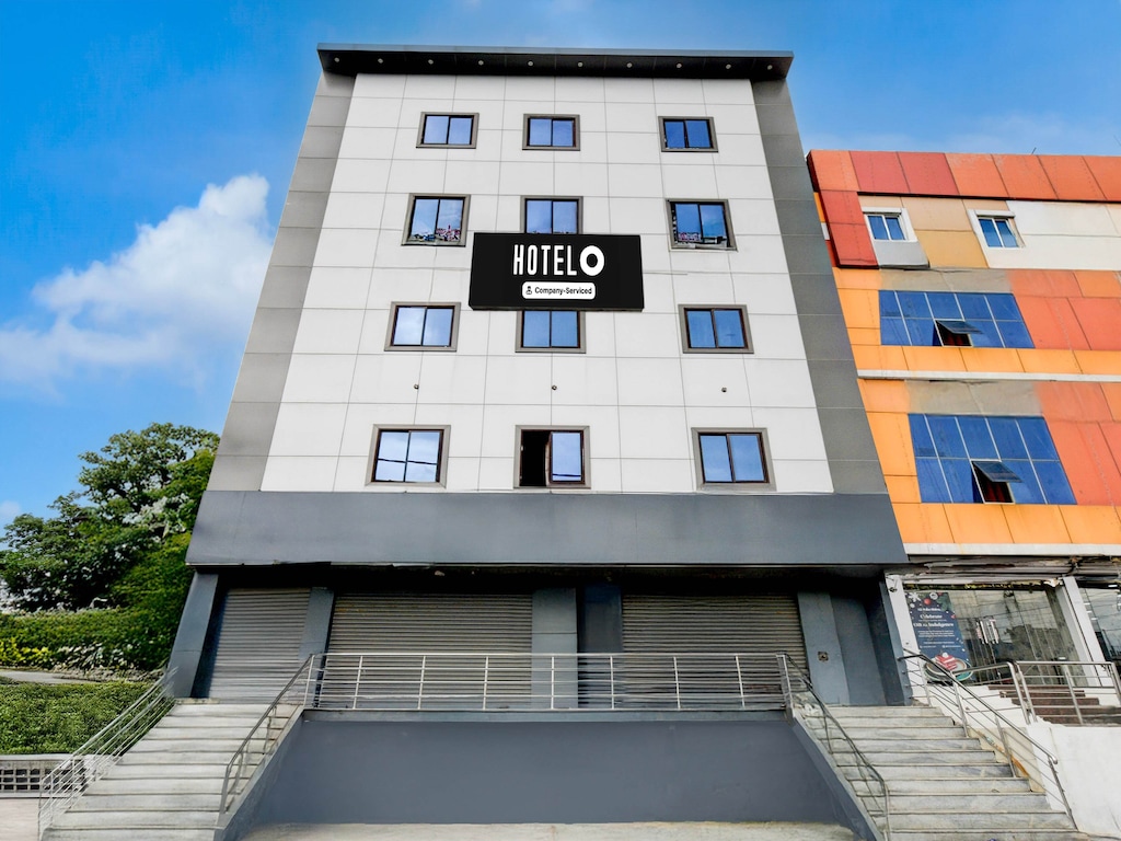 Hotel O LB Nagar Metro Station