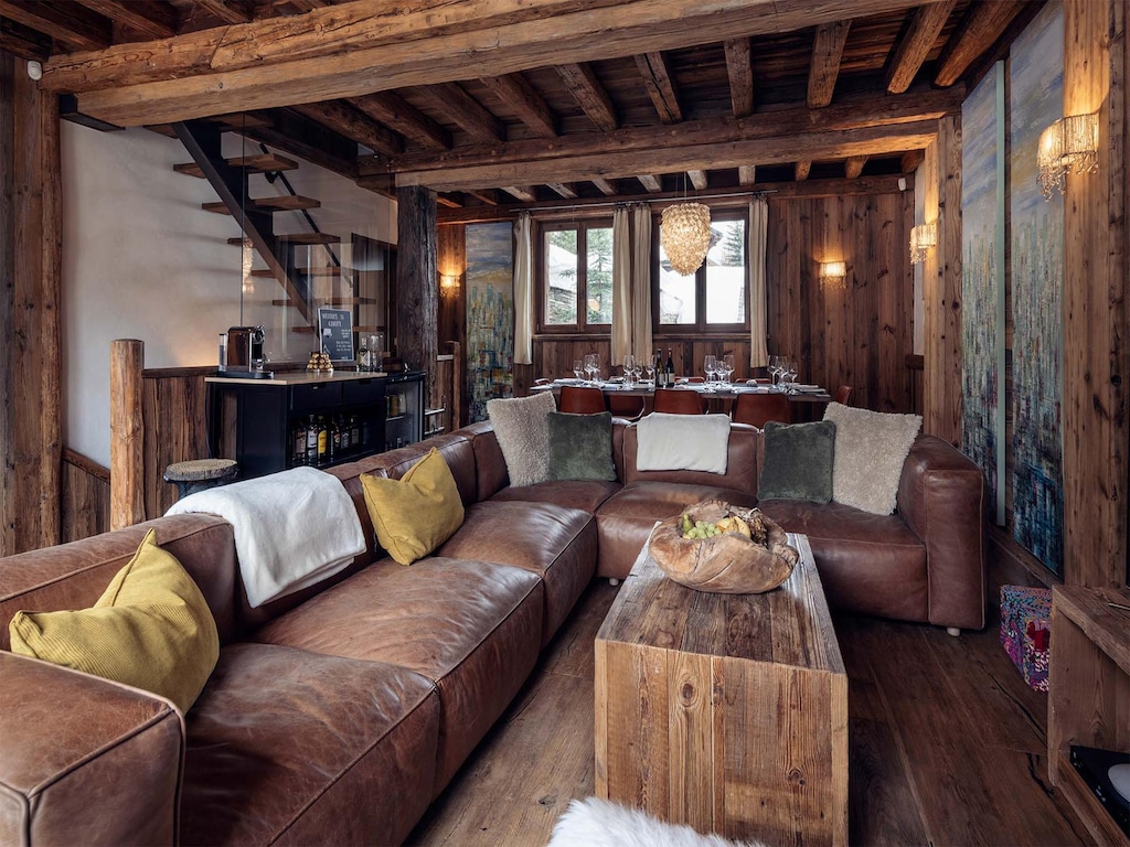 Chalet in Val d'Isère met Privézwembad