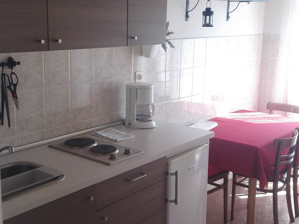Villa Mery - One Bedroom Apartment with Balcony and Sea View - 2