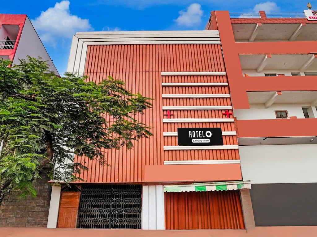 Hotel O Sector 121 Gaur City Mall Noida