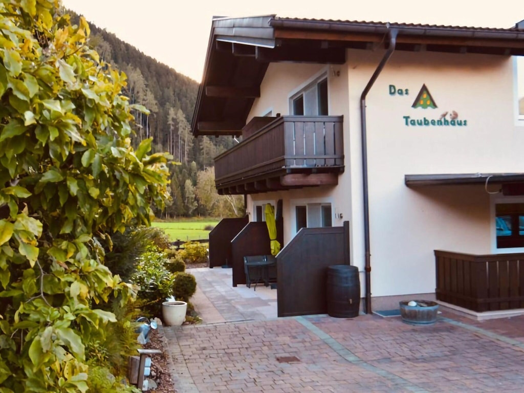 Apartment with Terrace in Hollersbach