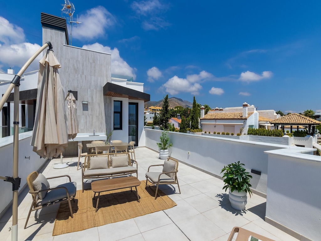 Montemar Retreat met privézwembad