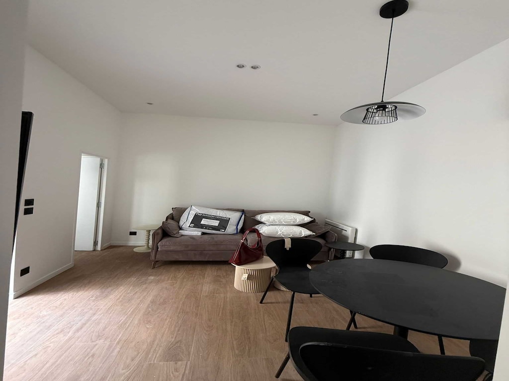 Modern appartement - 1BR-4P - Montreuil