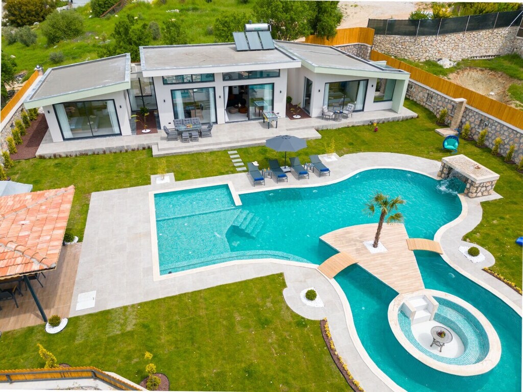 Villa in Kalkan met zwembad