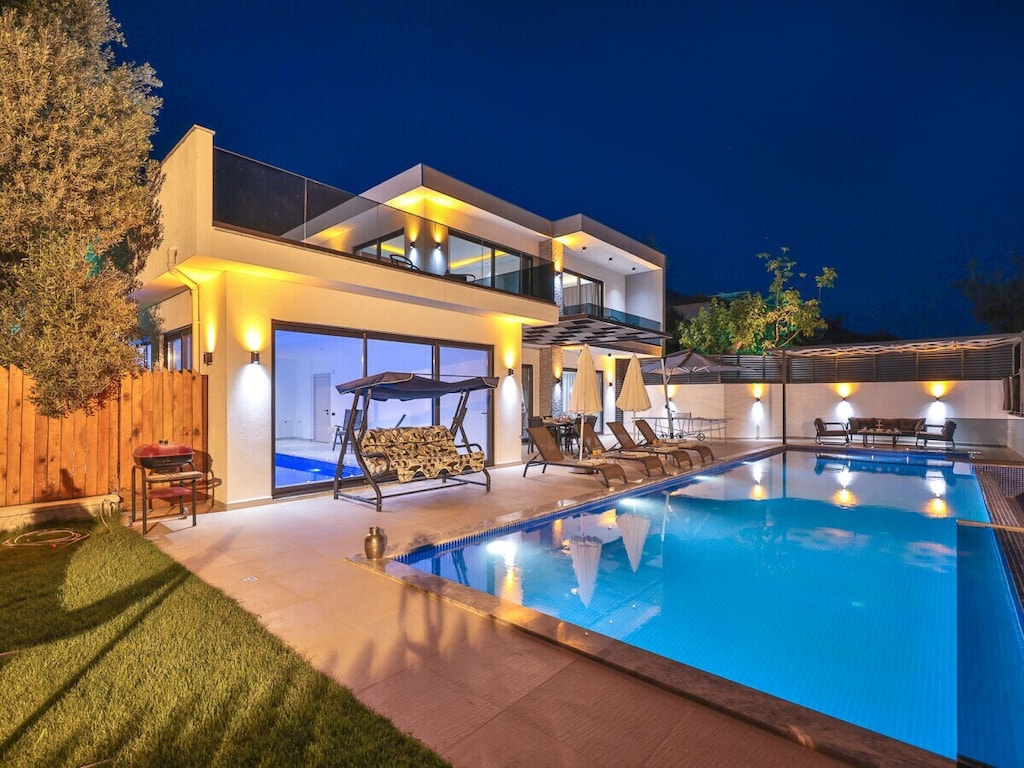 Villa in Kalkan met zwembad