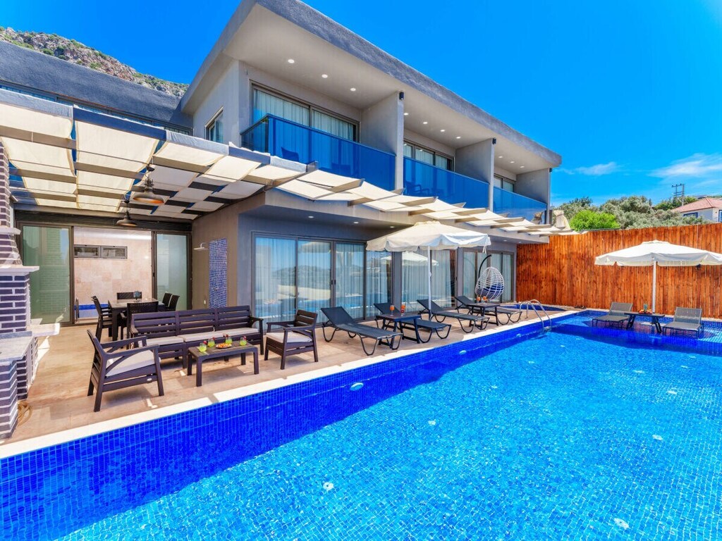 Villa in Kalkan met zwembad