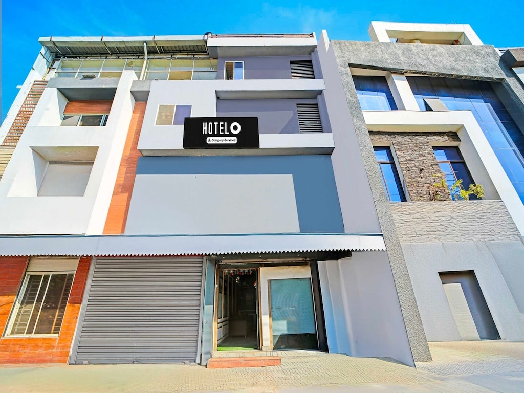 Hotel O Ringweg Bhawarkua Indore