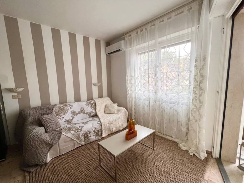 Appartement met tuinzicht in Sanremo met veranda
