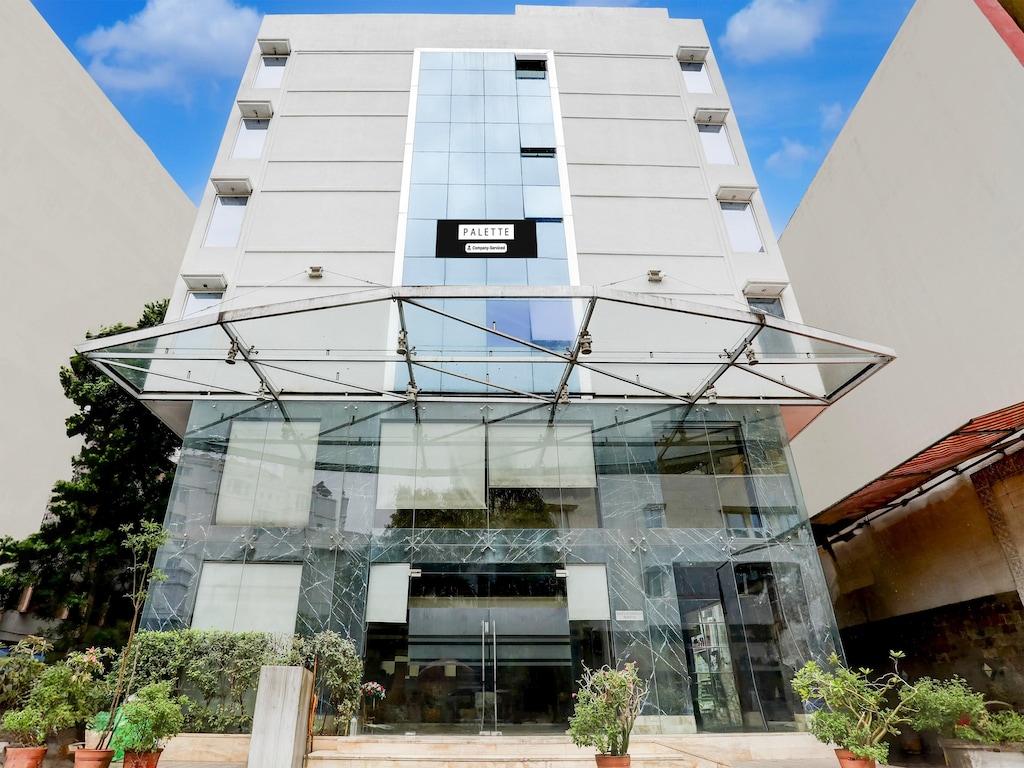 Station Palette River Front