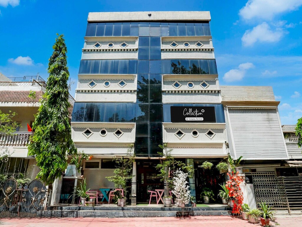 Collectie O MP Nagar nabij Rachna-toren