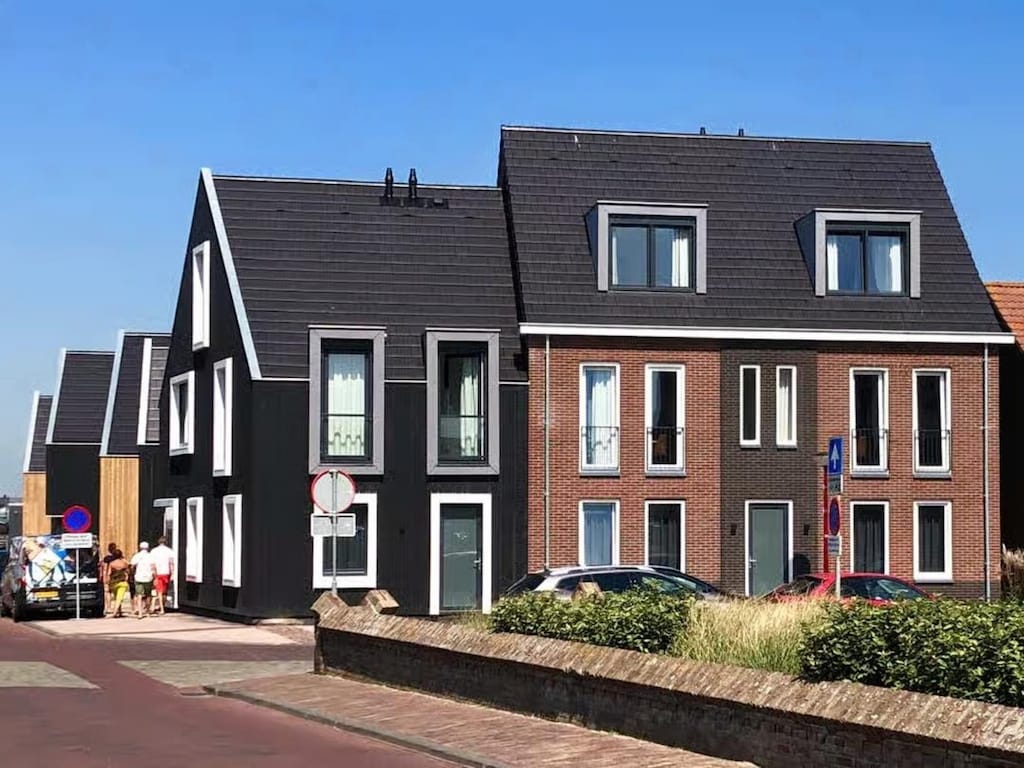 Prachtige lodge gelegen aan het kerkplein.