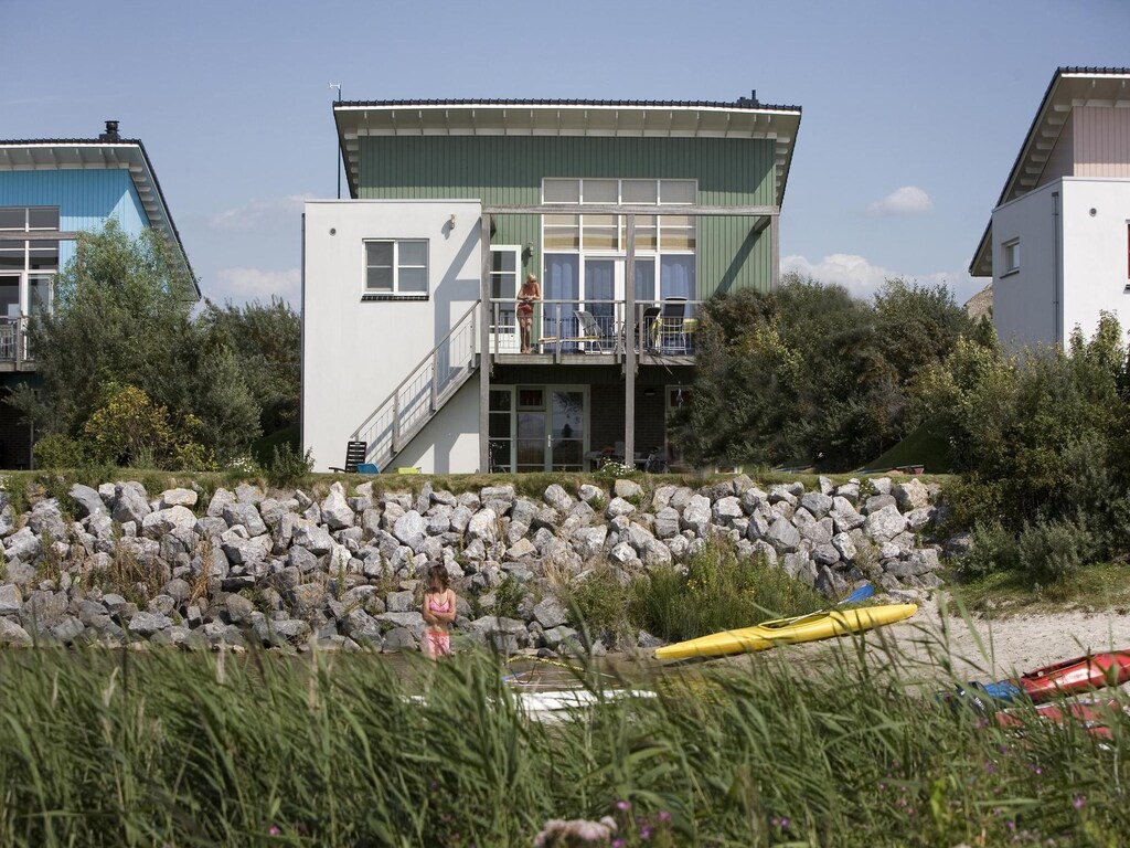 Villa am Strand mit Terrasse und Aussicht
