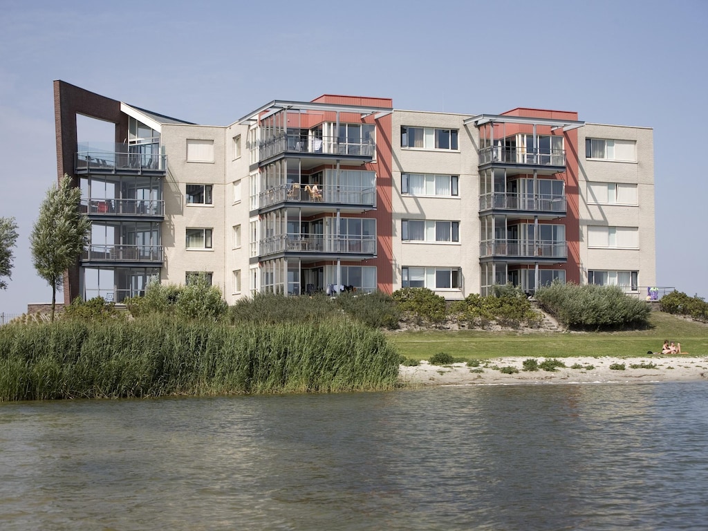 IJsselmeer-Apartment mit Balkon