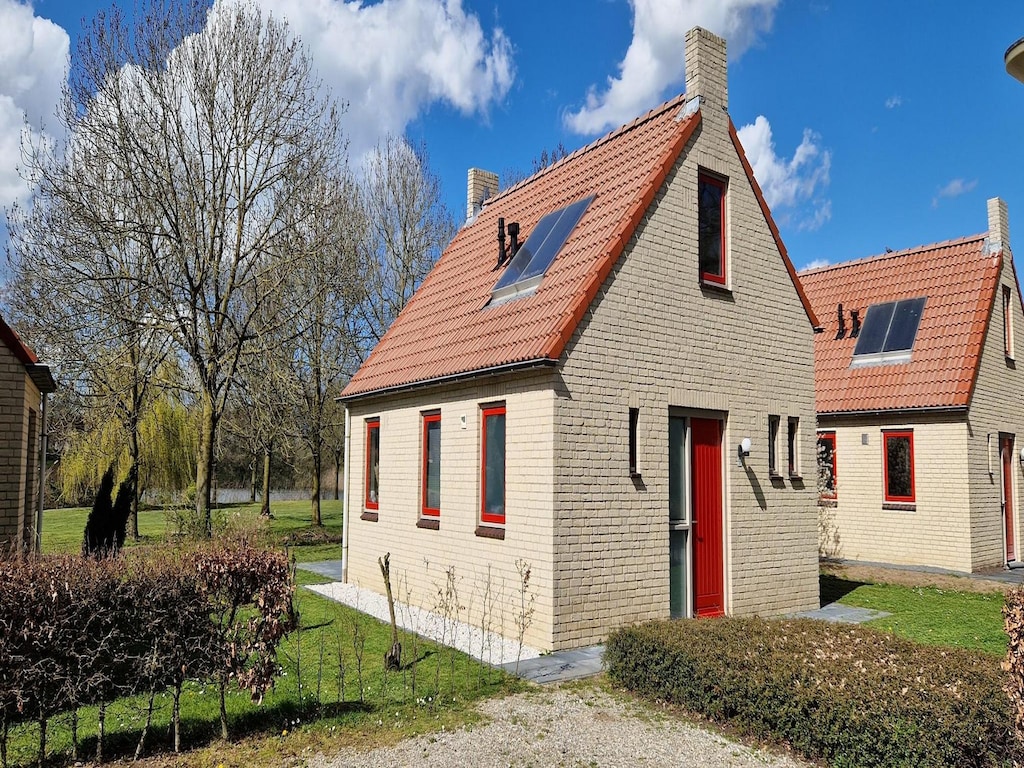 Ruhiger Bungalow in Ufernähe