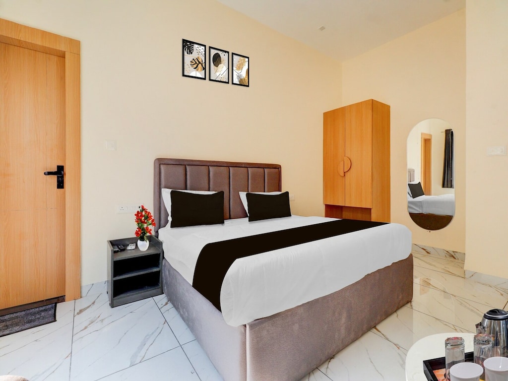 Townhouse Oak Army Aviation Base Jhansi