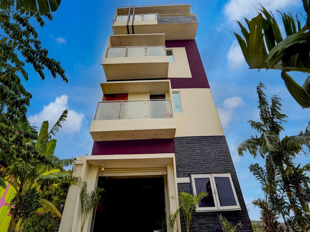 Collectie O Nieuw Theni Bus Terminal