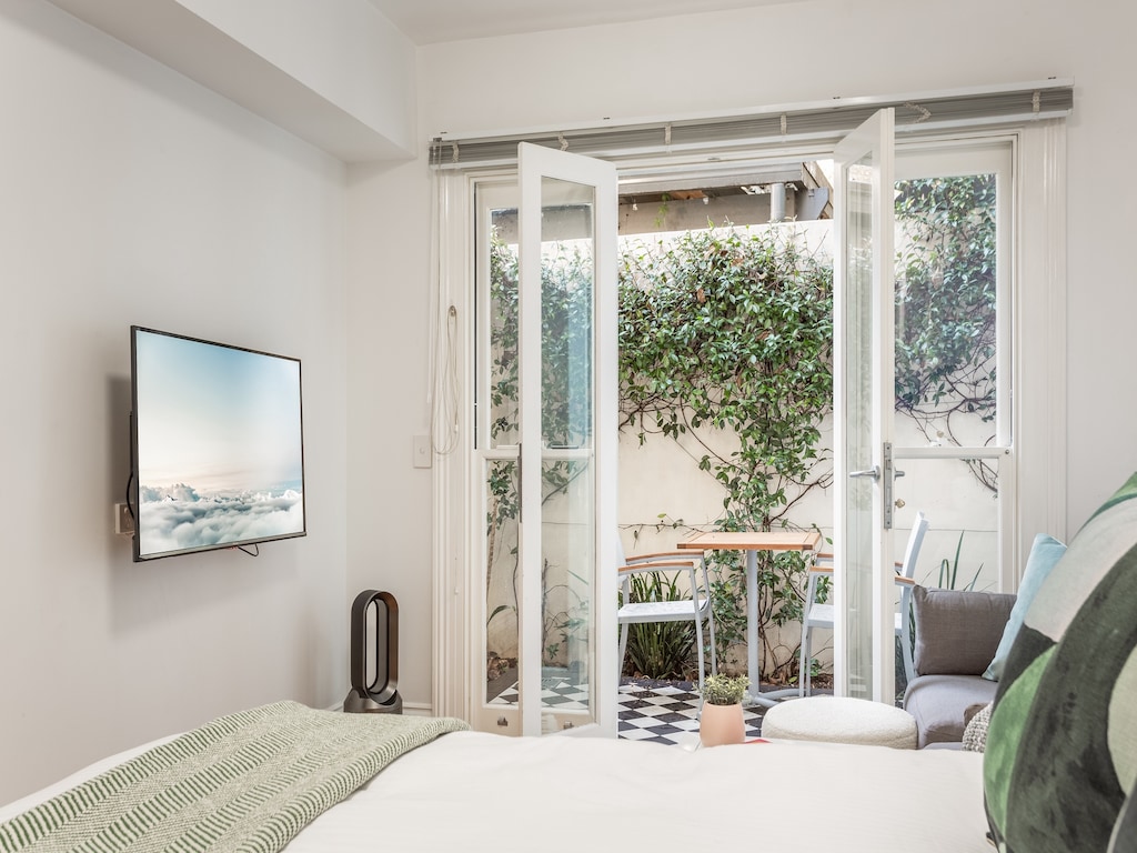 Mooie studio met patio op 25 minuten van het zakendistrict van Sydney