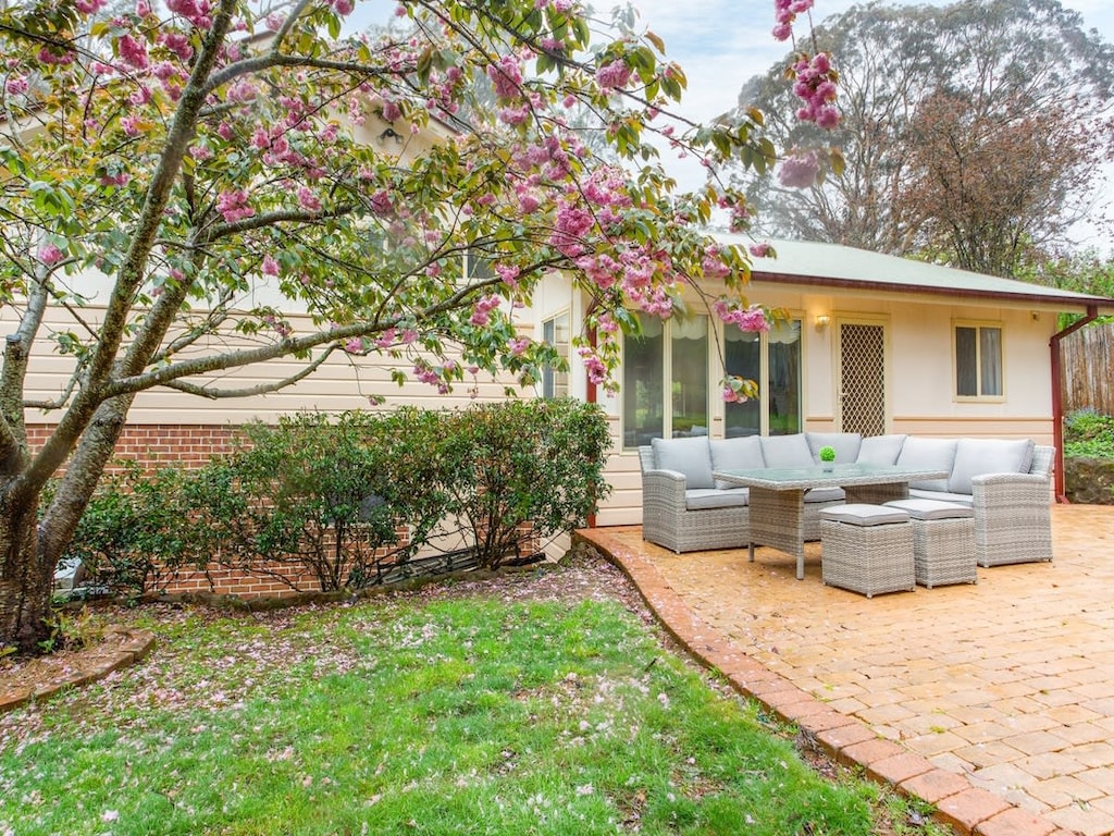 Prachtig huis in Katoomba met weelderige tuin en speeltuin
