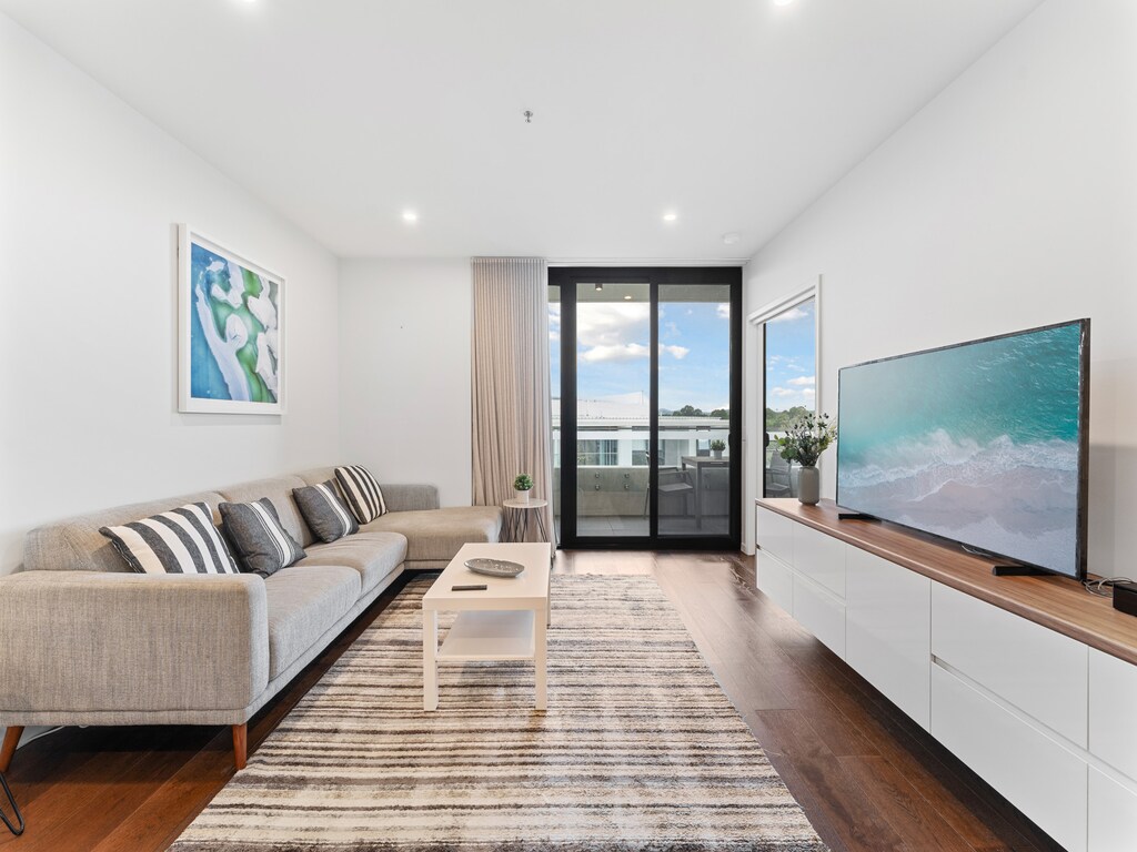 Perfekte Lage, 1 Schlafzimmer, Balkon, Grill und Parkplatz