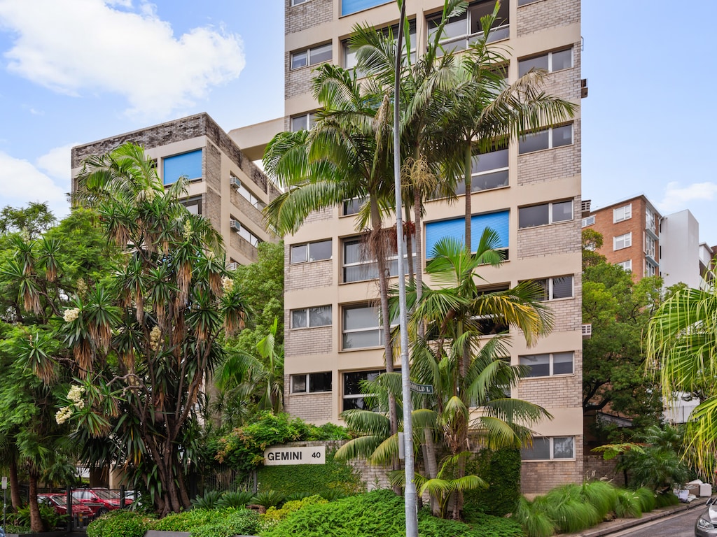 Gezellig 1-slaapkamerappartement met zwembad met uitzicht op het operagebouw