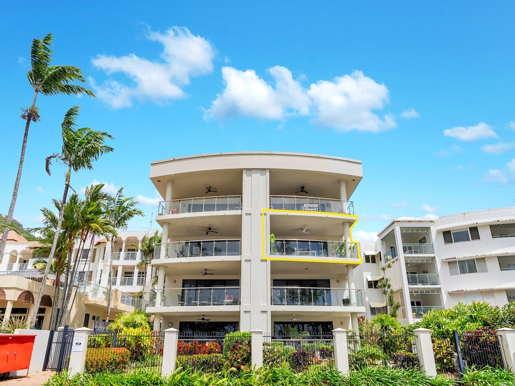 3-slaapkamerappartement aan het strand met zwembad en prachtig uitzicht op de oceaan