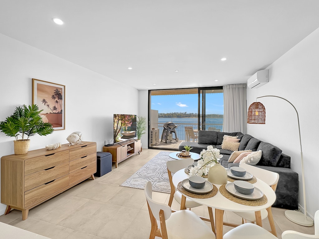 Modern appartement met 1 slaapkamer en prachtig uitzicht op het water