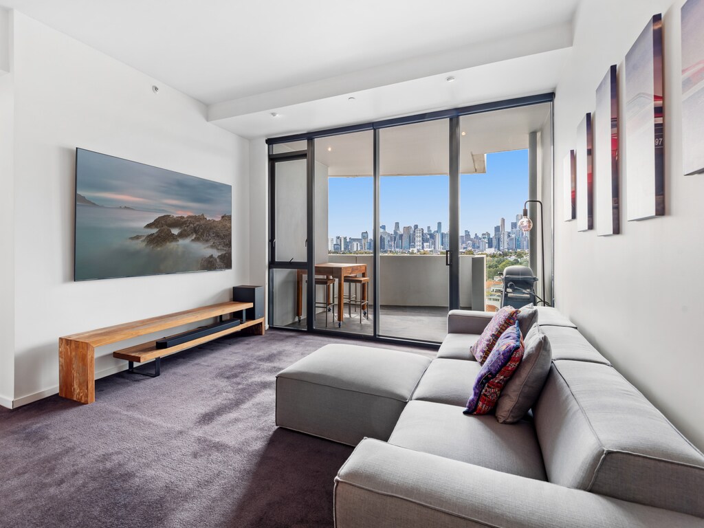 2-slaapkamerappartement, 500 m van het strand met zwembad, fitnessruimte en sauna