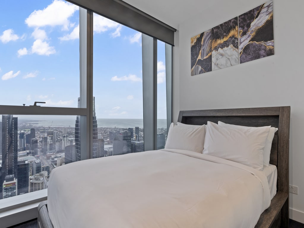 Chic 2-slaapkamerappartement met zwembad in het centrum van Melbourne