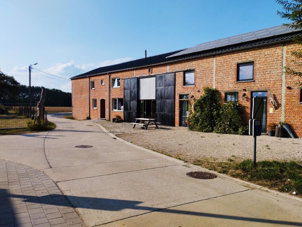Boerderij met tuin in Heers
