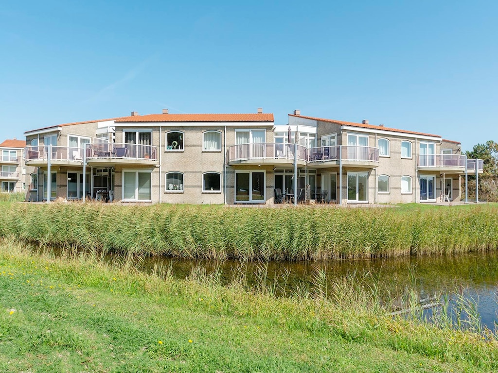 Appartement in Julianadorp aan Zee met terras