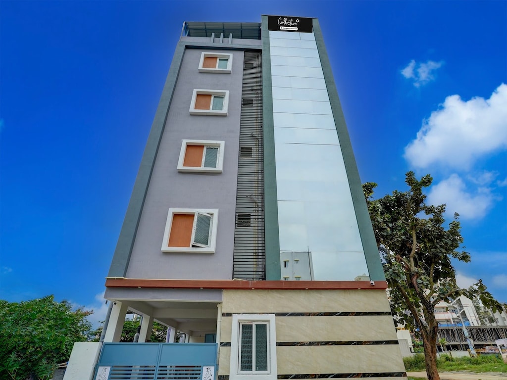 Sammlung O Biocon U-Bahnhof Hebbagodi