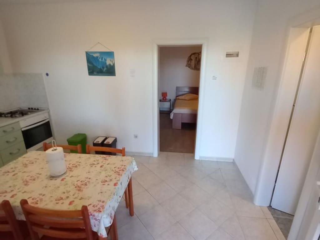 Comfort One Bedroom Apartment with Terrace and Sea view