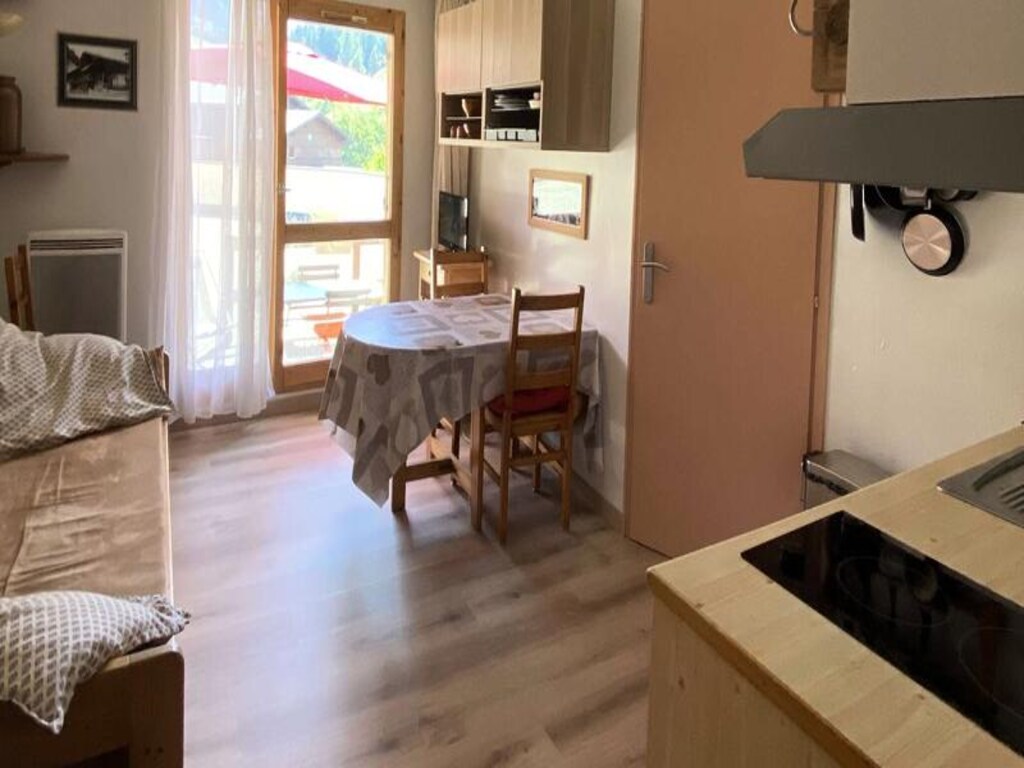 Appartement in Val Blanc met zomerzwembad