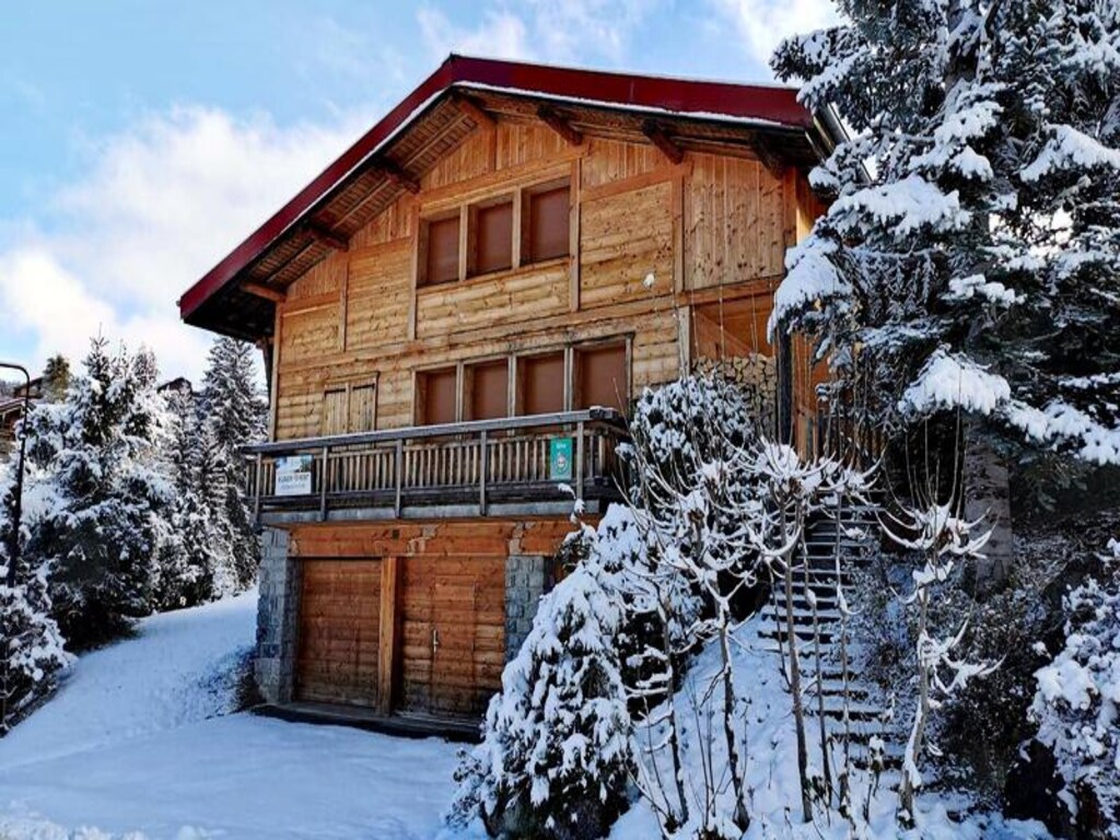 Chalet in Les Gets vlakbij de skipistes van La Turche