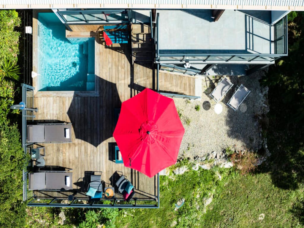 Villa in Grand-Bourg met Zeezichtzwembad