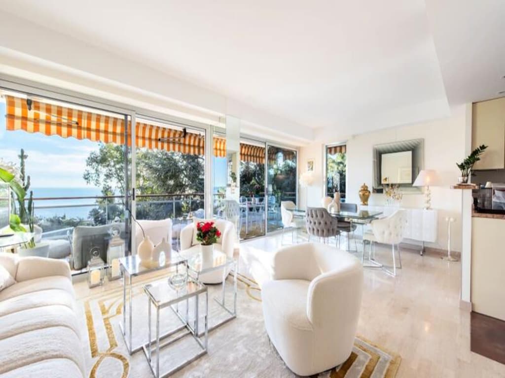 Appartement in Golfe-Juan met uitzicht op zee