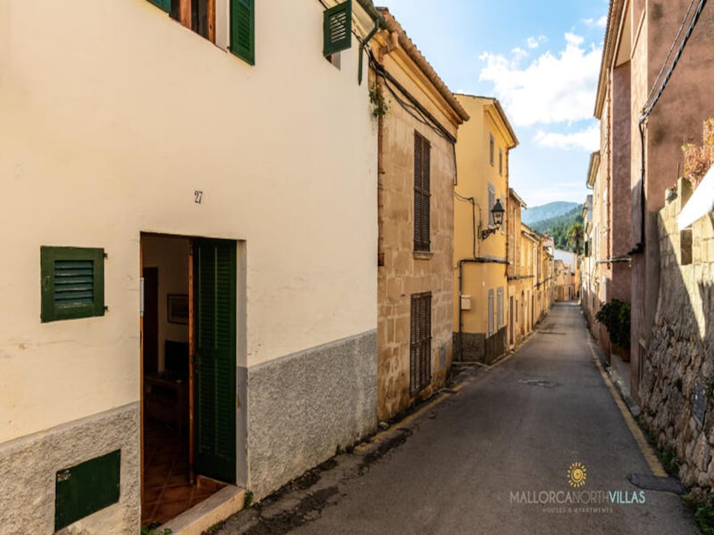Huis in Pollensa met barbecueterras