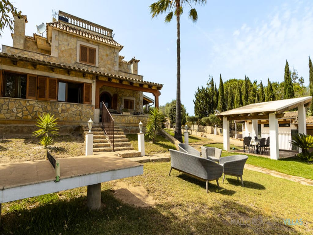 Villa in de buurt van Alcudia met privézwembad